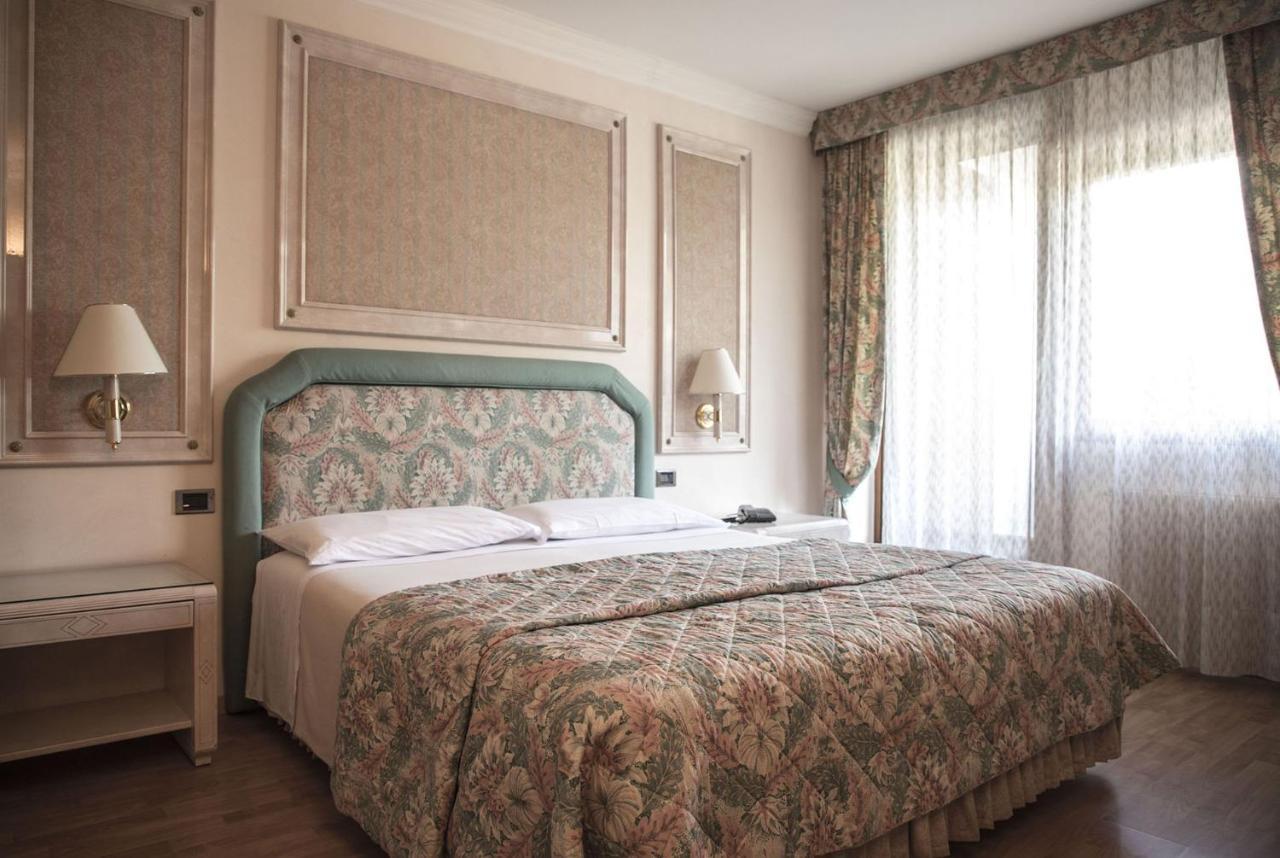 Comano Cattoni Holiday Ponte delle Arche Εξωτερικό φωτογραφία